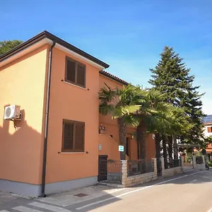 Lili Apartmán Novigrad Istria