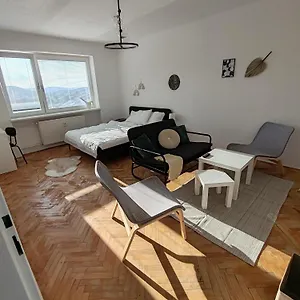 Apartmán Brezinova